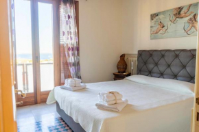 Luxury Palace Attico vista mare e torre Cabrera